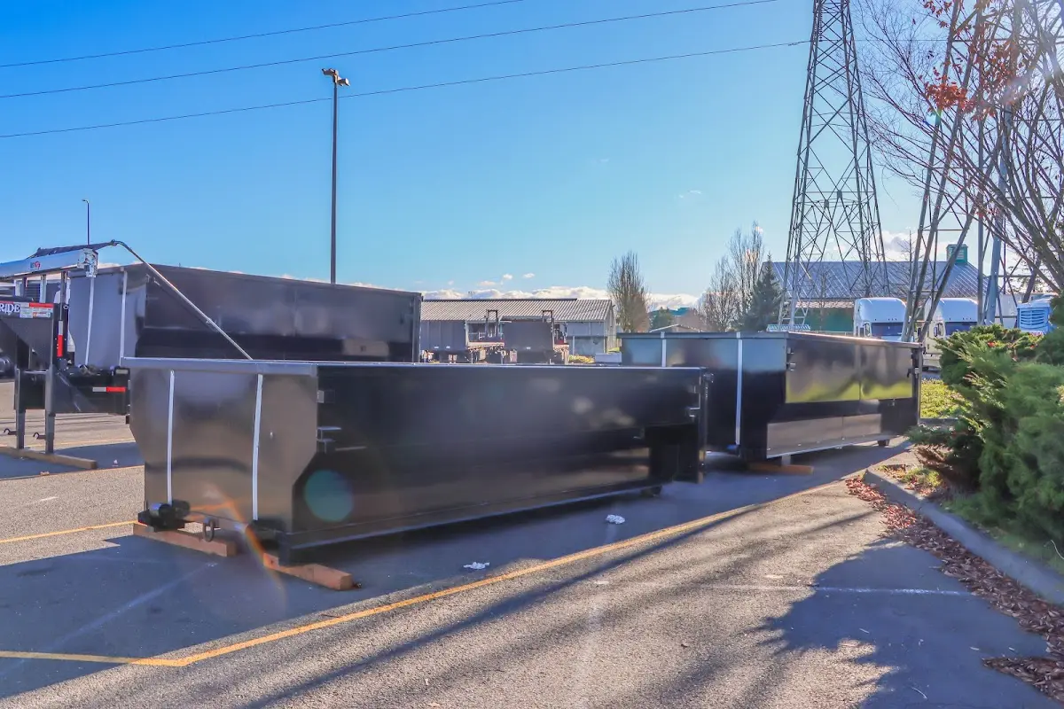 Professional dumpster rental and junk removal service in White Knoll